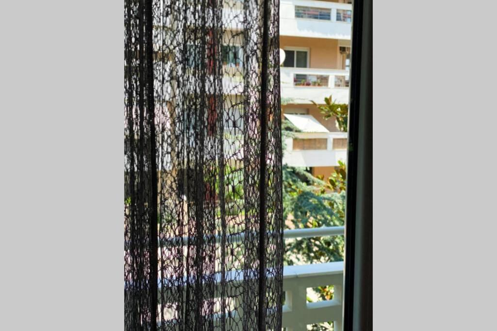Green Apartment With View Komotini Bagian luar foto