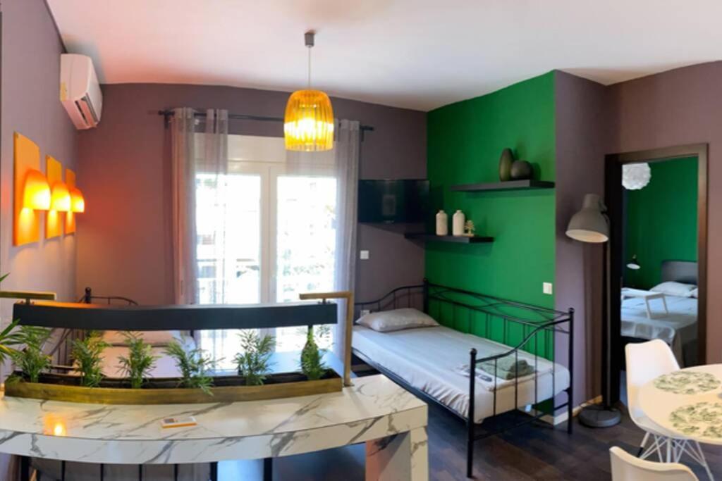 Green Apartment With View Komotini Bagian luar foto