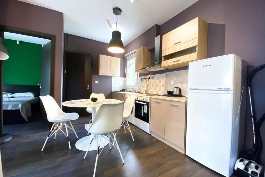 Green Apartment With View Komotini Bagian luar foto